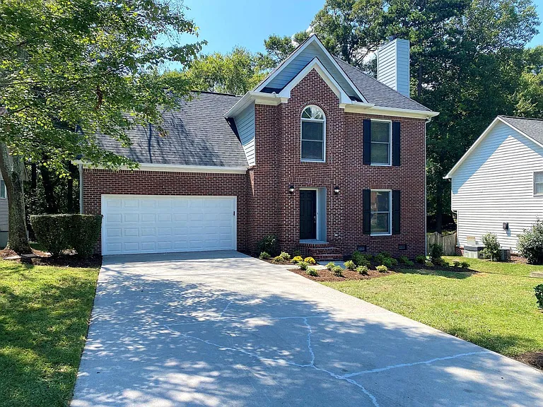 2707 Dee Peppers Dr — Photo 2