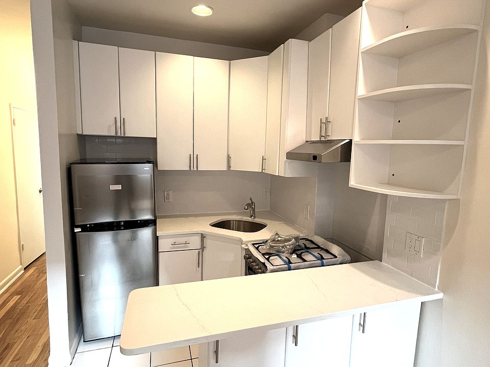 1st image of 416 E 74th St APT 7B
