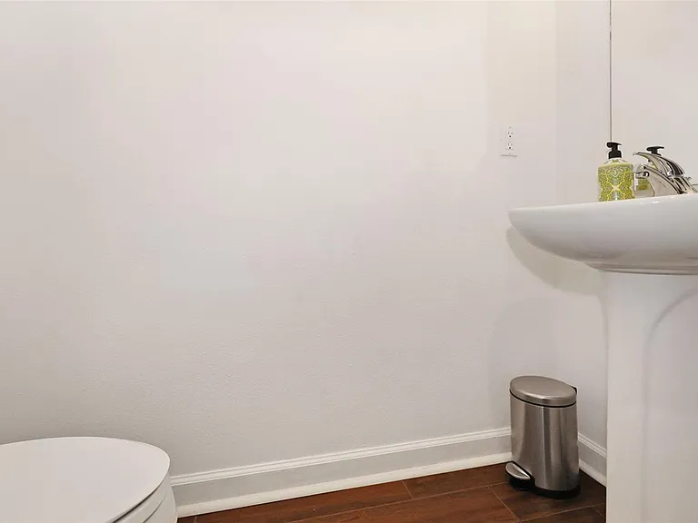 505 S Tampania Ave #2 — Photo 14