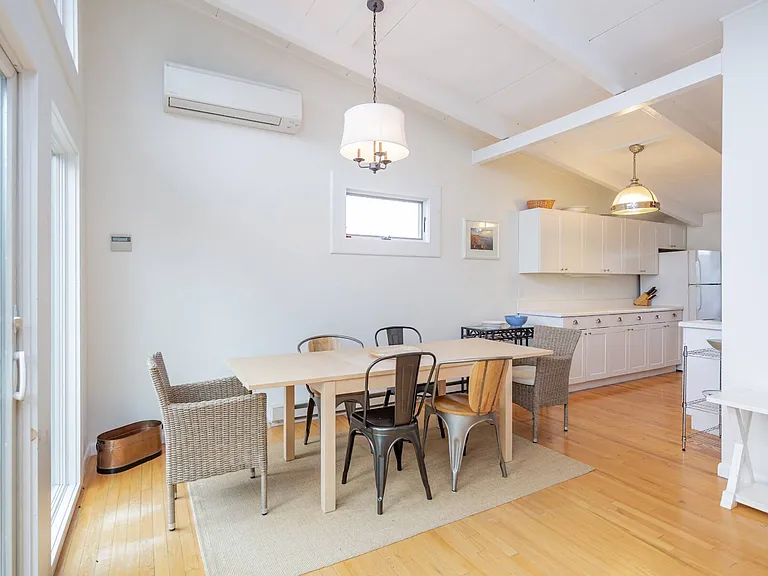 59 Leeton Rd — Photo 9