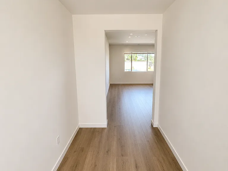 12712 Kinnick Ct — Photo 2