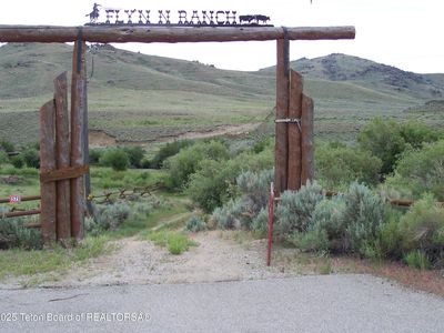 570 State Highway 353, Boulder, WY, 82923