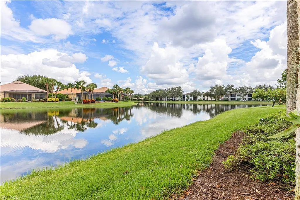 3 bed, 2.5 bath, 2516 sqft, $9,000 — Photo 1