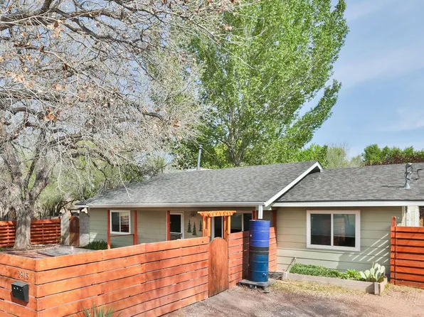 2915 Leopoldo Rd NW, Albuquerque, NM 87104