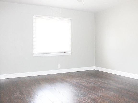 5th image of 1026 Rivera Dr