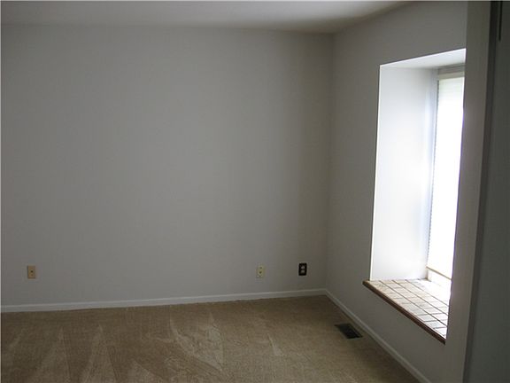 condo bedroom 2