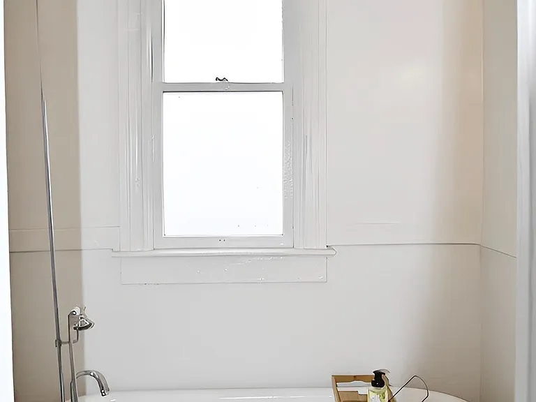 1468 N King St — Photo 9