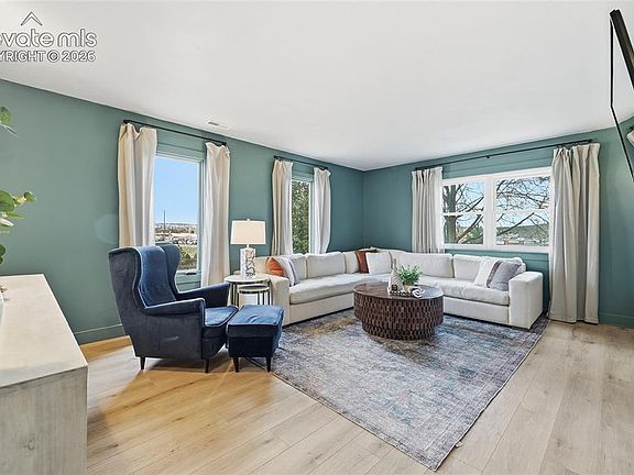 4th image of 6907 Gayle Lyn Ln