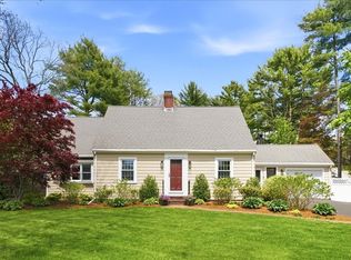 560 Common St, Walpole, MA 02081