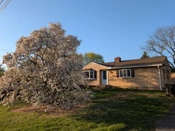 27 Payne Place, Meriden, CT 06450