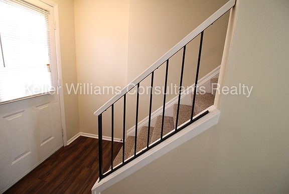 5th image of 5107 Sedalia Dr