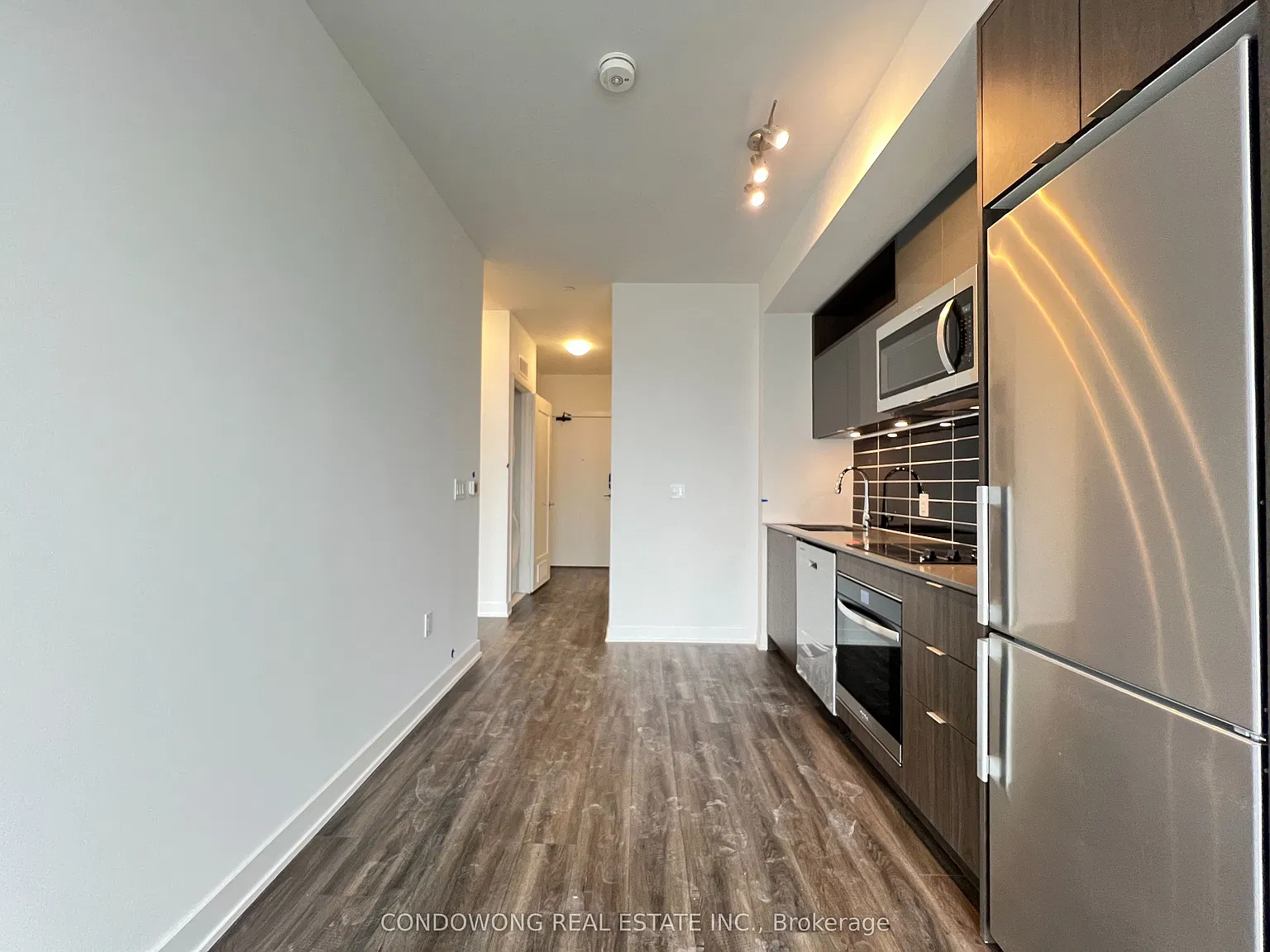 2 bed, $2,300 — Photo 3
