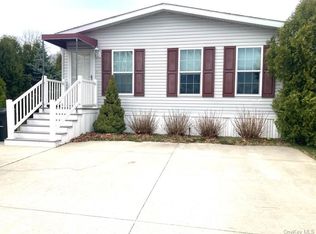 1661 Old Country Road #348, Riverhead, NY 11901