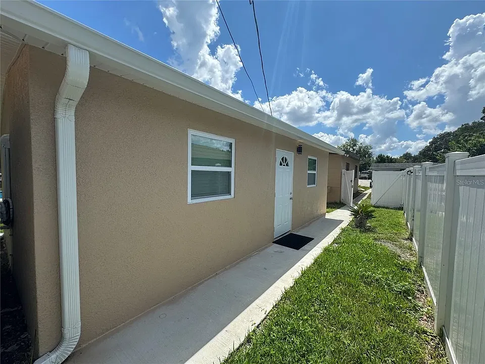 4420 Cobia Dr #2TAMPA