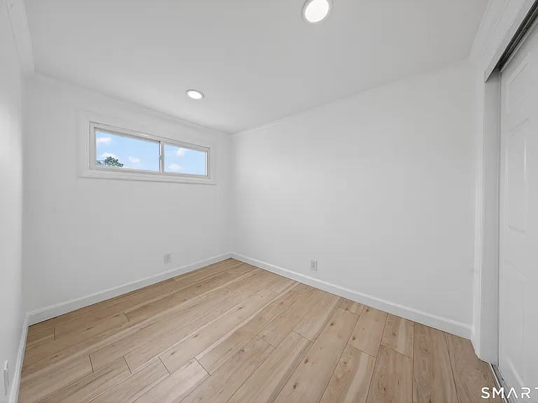 207 Hillcrest Rd — Photo 16