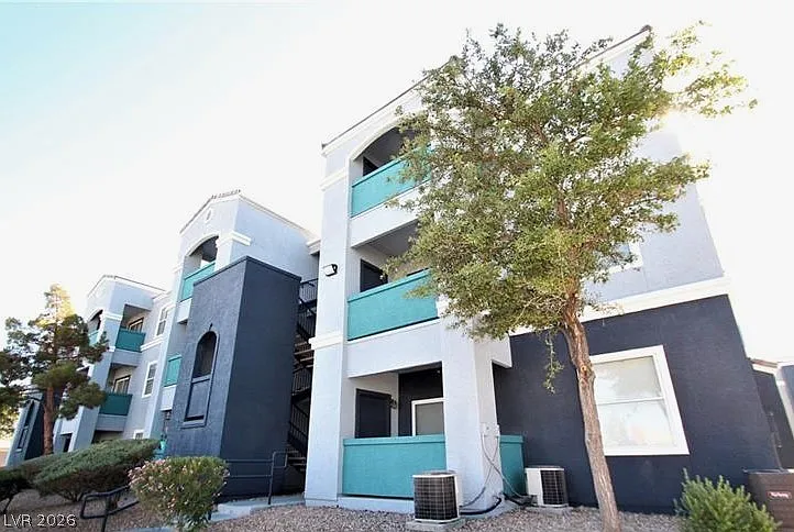 6955 N Durango Dr #1085 — Photo 2