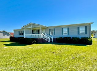 826 Outlaws Bridge Rd, Albertson, NC 28508