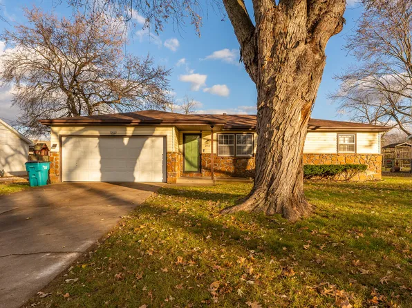 2716 S Grant Avenue, Springfield, MO 65807
