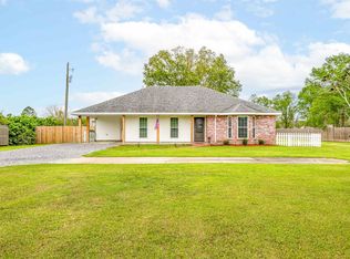 233 Hidden Acres St, Houma, LA 70364