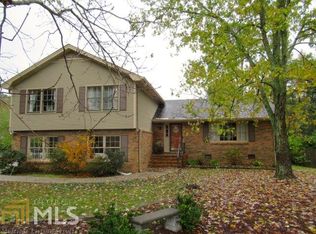 4086 White Oak Ln, Lilburn, GA 30047