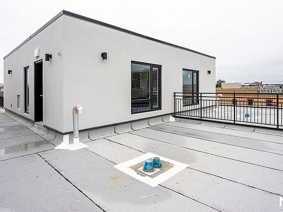 3rd image of 375 Knickerbocker Ave #7