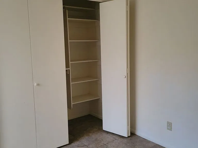 3108 Leawood Dr — Photo 10