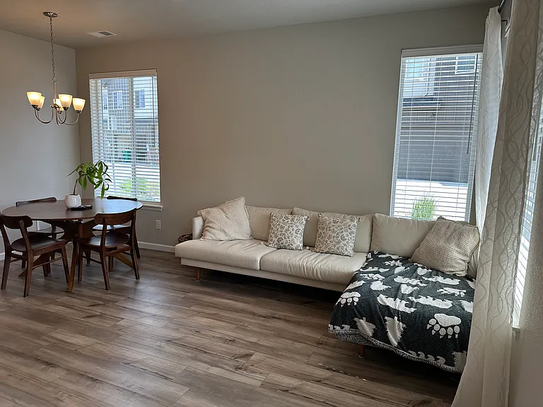 457 Millwall Cir — Photo 5
