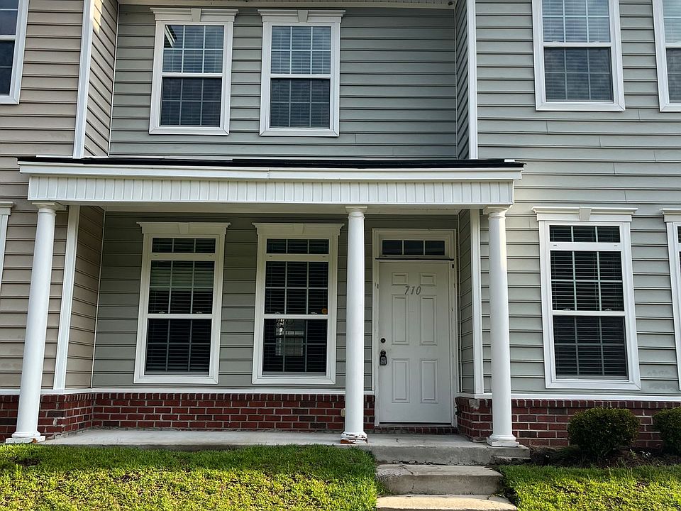 1st image of 710 Tattnall Dr