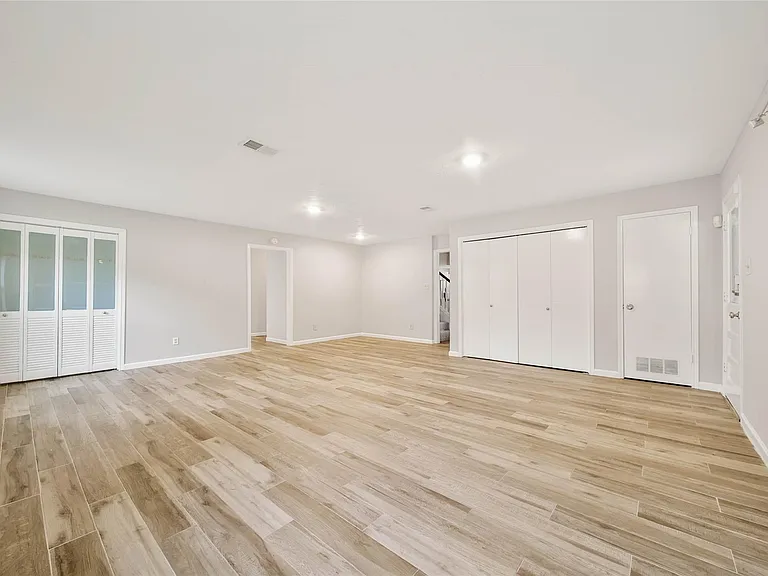 14719 Cedar Point Dr — Photo 31