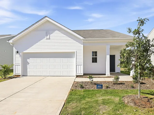 1009 Riverbank Dr, Kernersville, NC 27284