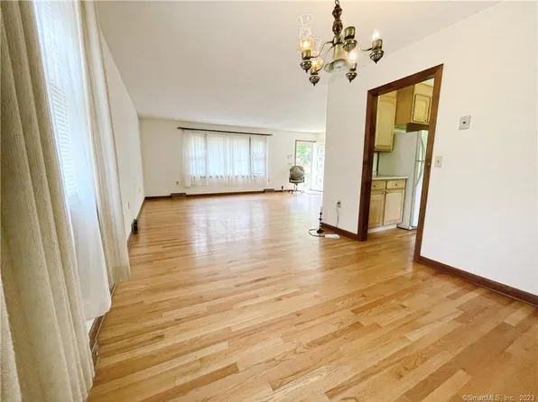 89 Mathewson Mill Road, Ledyard, CT 06339