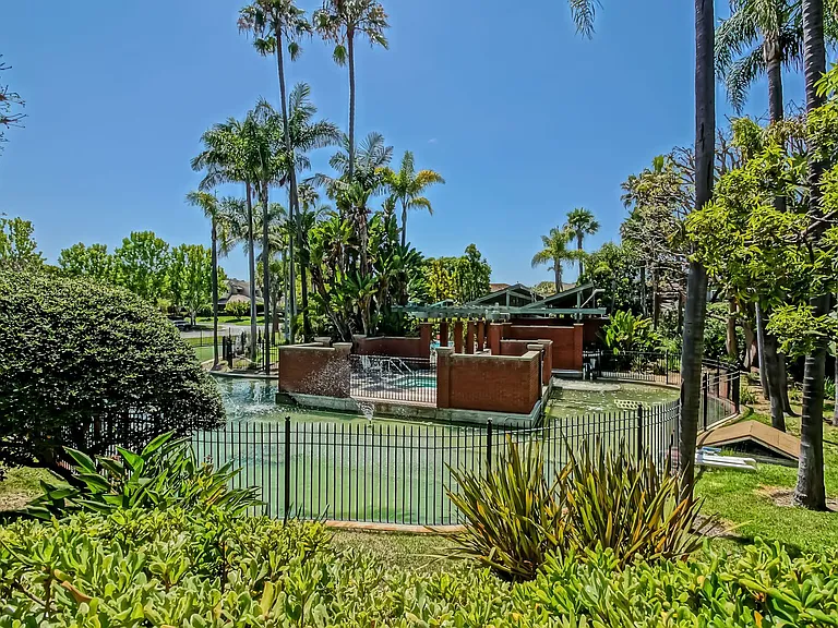 23 Coronado Ct — Photo 7