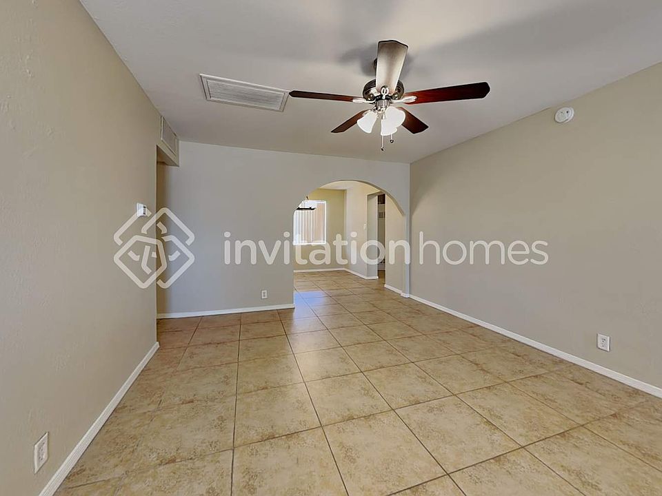 1st image of 1215 E Winter Dr