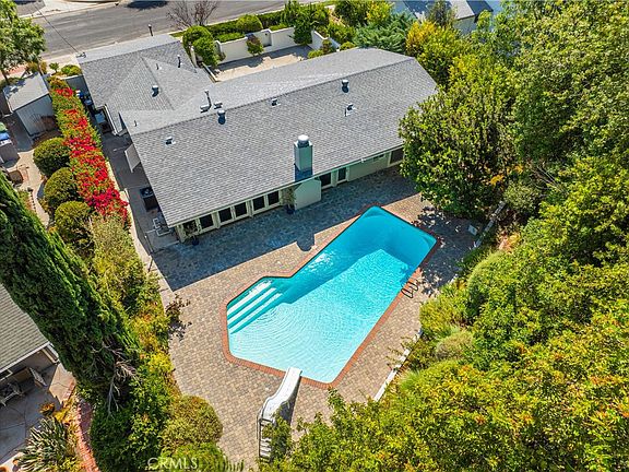 2nd image of 5300 Blanco Ave
