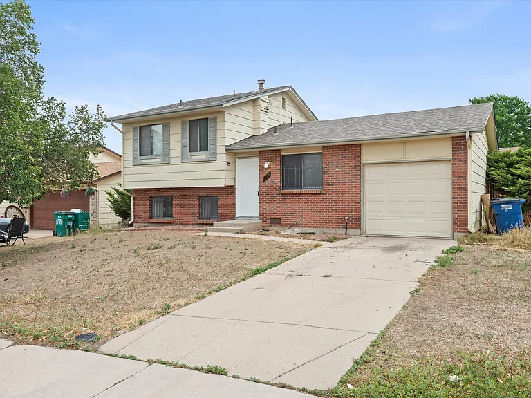 1596 S Norfolk St — Photo 17