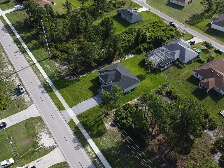 847 Bell Blvd S — Photo 5