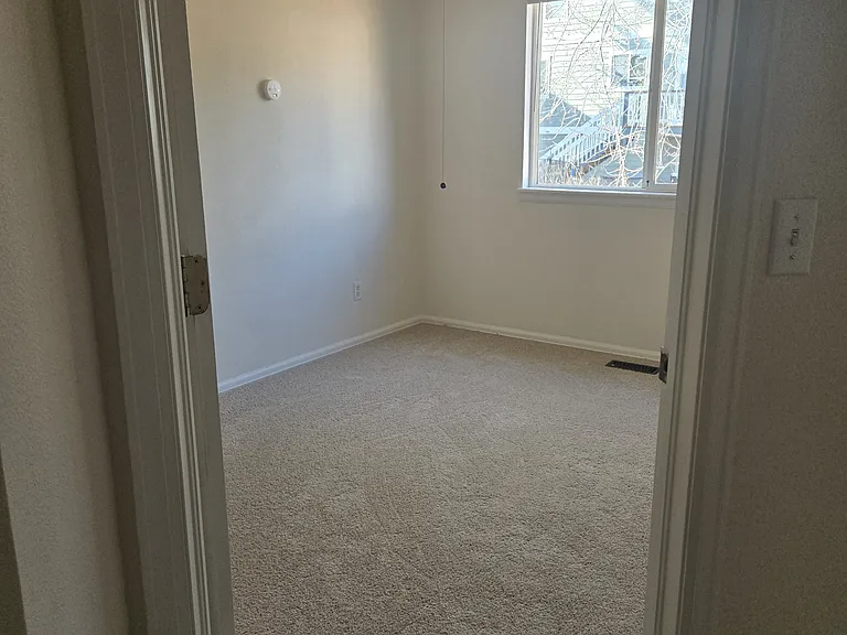 12647 Davis St — Photo 18