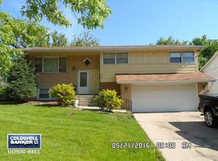 3422 Birchwood Dr, Hazel Crest, IL