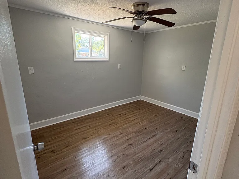 815 Eastside Dr #A — Photo 9