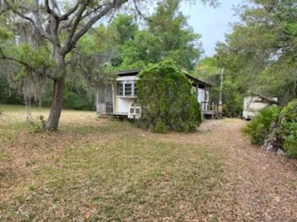 624 Pine St #626, Panacea, FL 32346