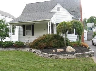 569 Richards Rd, Columbus, OH 43214