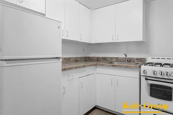 Rented by Kole Group | media 12