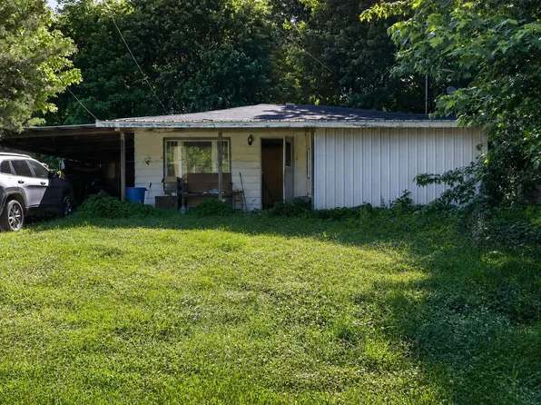 224 S Shelby St, Marengo, IN 47140