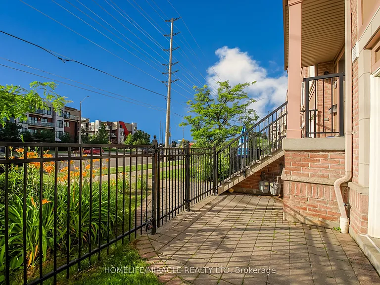 3056 Eglinton Ave W #62 — Photo 26