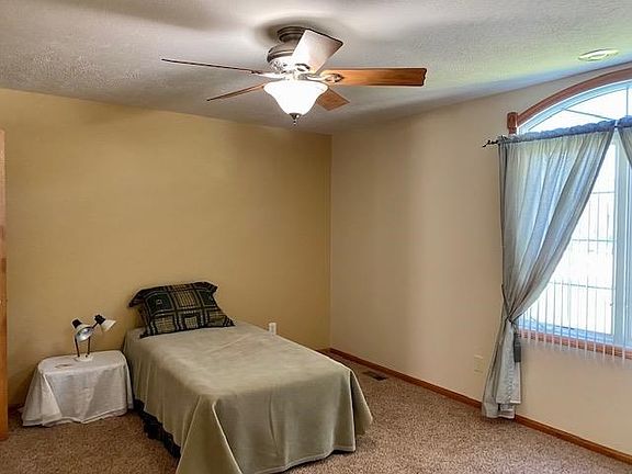 2nd image of 4100 Country Club Ln Unit C4
