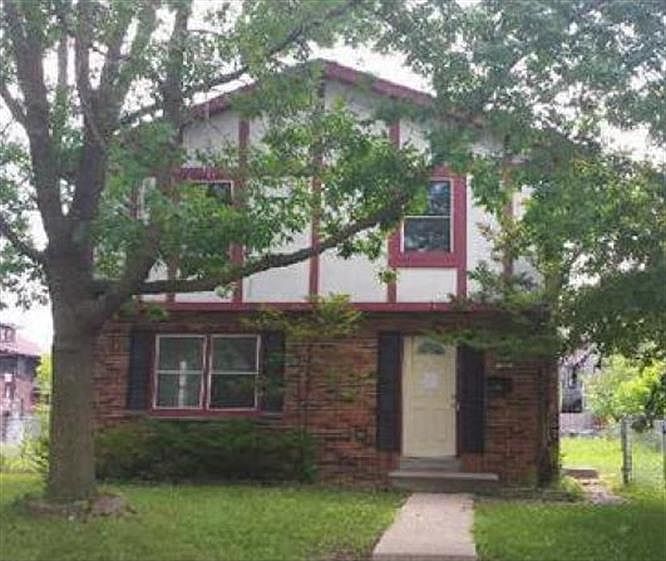 1st image of 1819 W Highland Ave