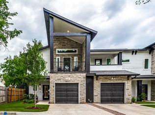 706 N Center St, Arlington, TX 76011