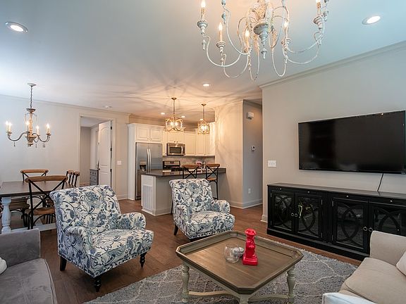 4th image of 115 Tanglewood Dr