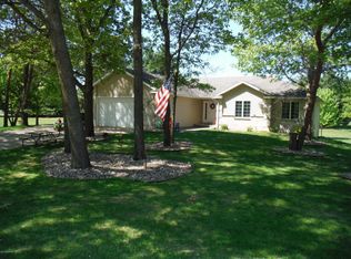 65015 141st Ave, Wabasha, MN 55981