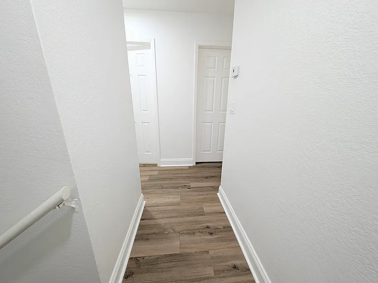705 N Himes Ave — Photo 15